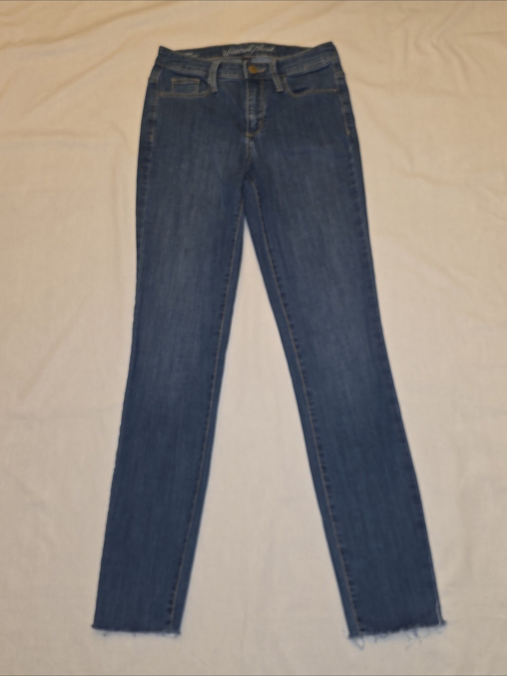 Universal Thread Women's High Rise Skinny Dark Blue Jeans  Sz 2 26R Raw Hem